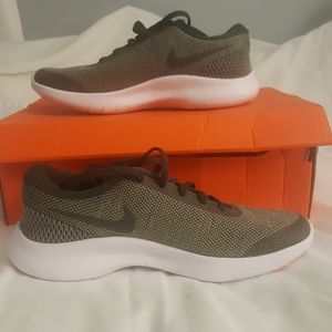 Nike Flex Experience RN7